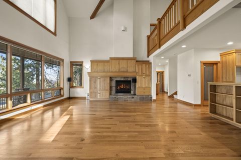 Tiny photo for 3338 NW Windwood Way, Bend, OR 97703 (MLS # 220212727)