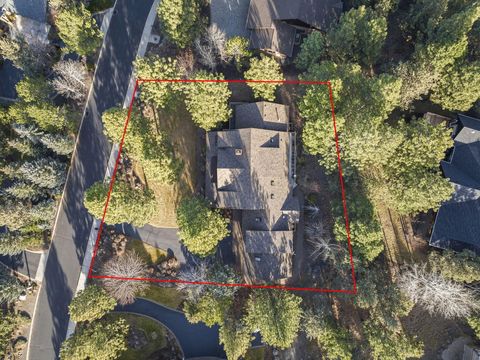 Tiny photo for 3338 NW Windwood Way, Bend, OR 97703 (MLS # 220212727)