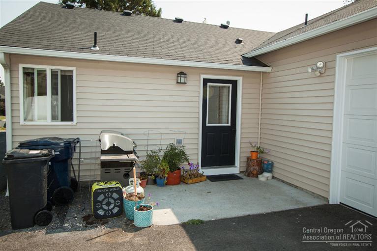 Larkspur - Residential