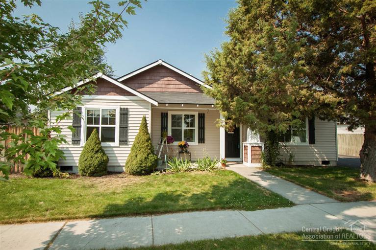 Larkspur - Residential