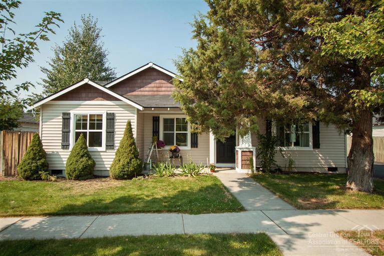 Larkspur - Residential