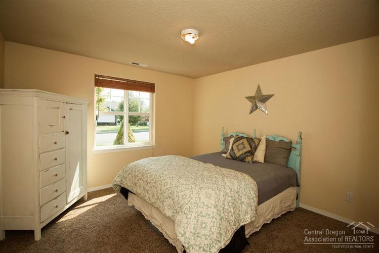 Larkspur - Residential