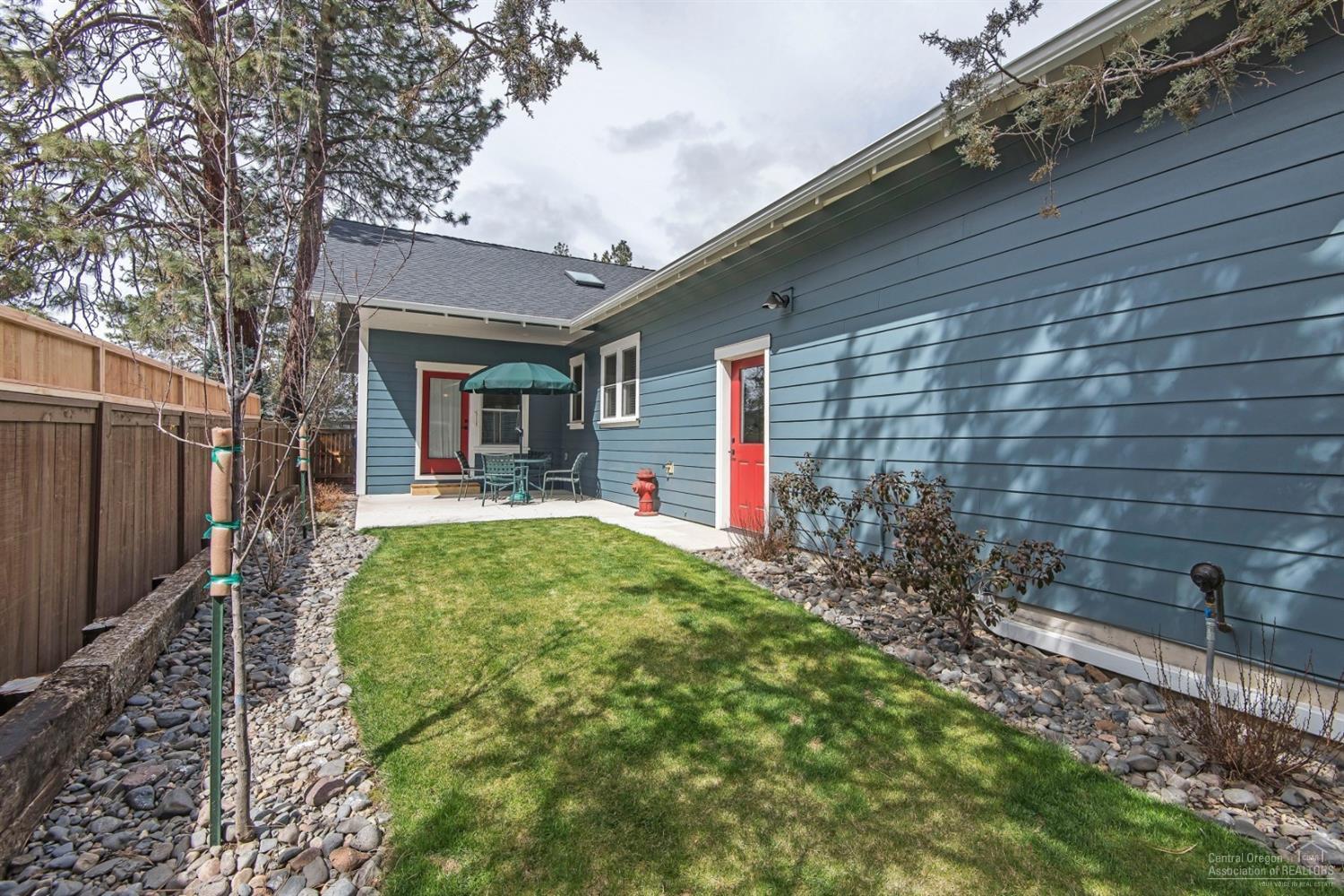 SaddleStone - Residential