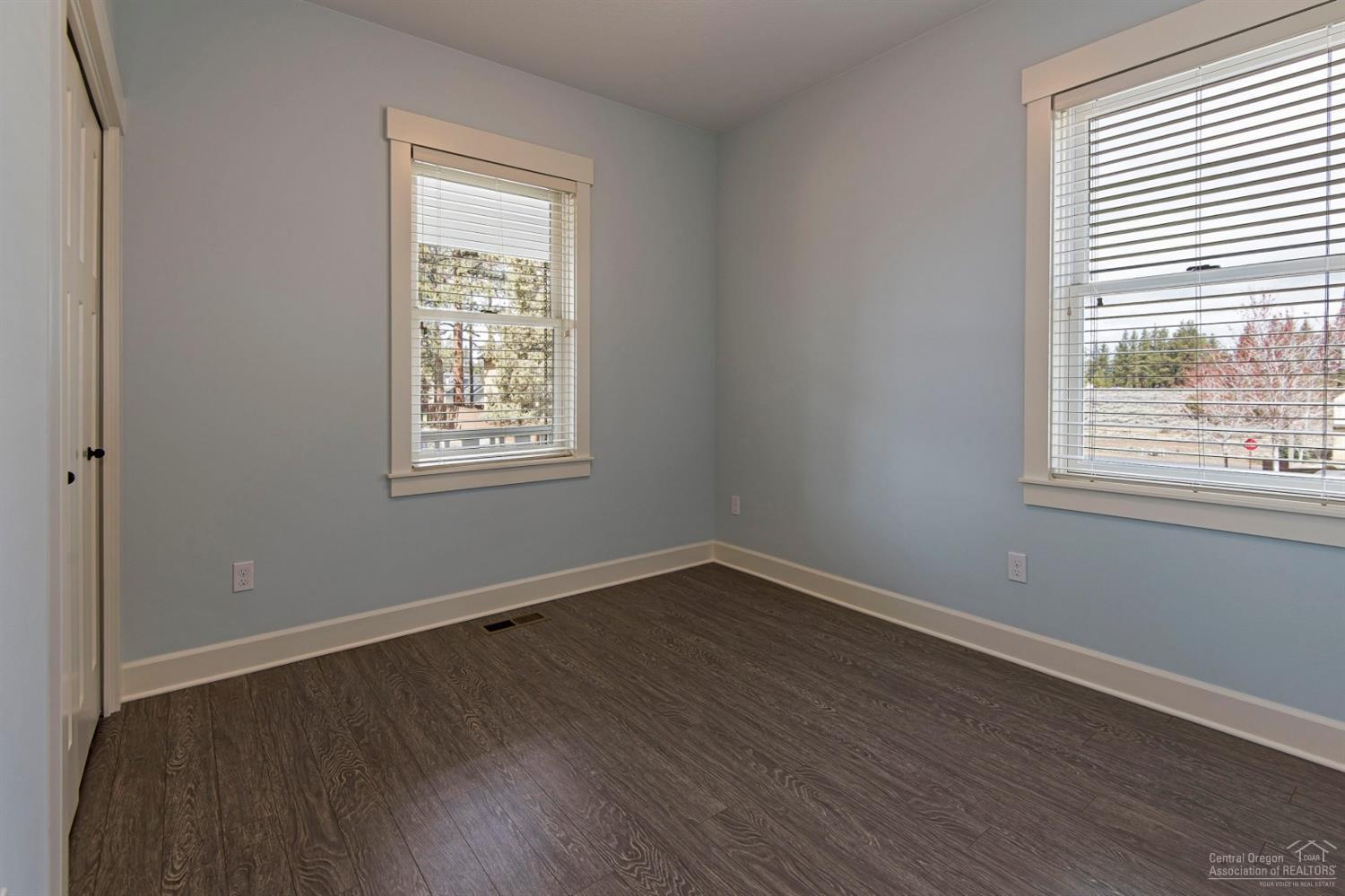 SaddleStone - Residential