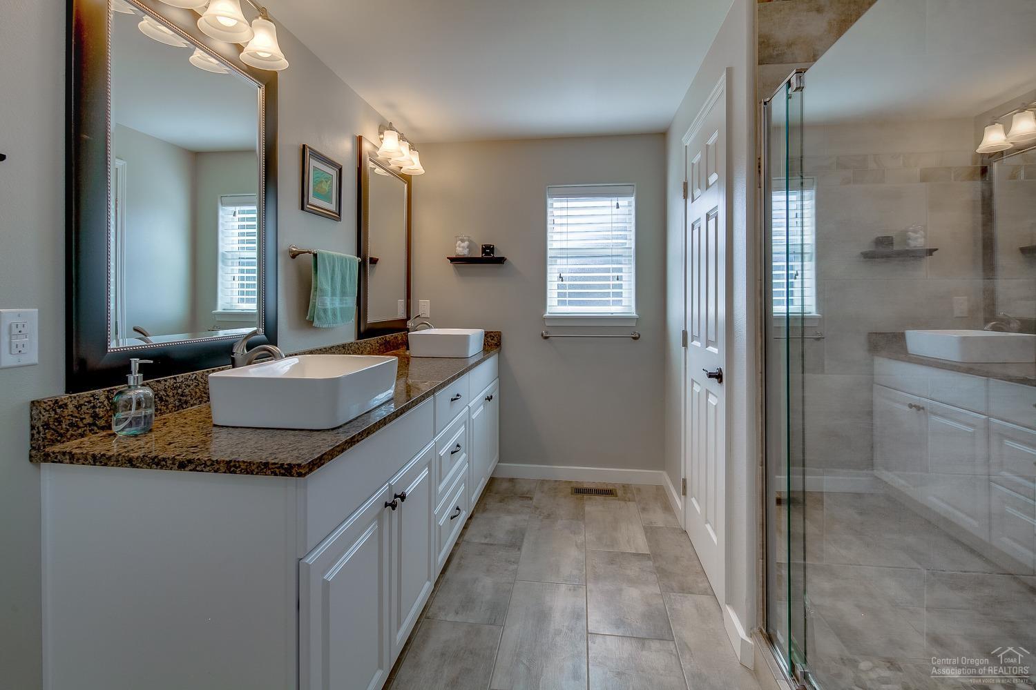 Mtn Glenn - Residential