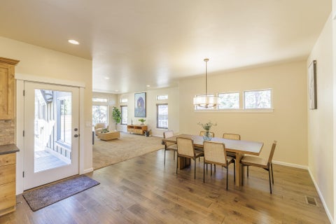 Tiny photo for 16802 Pony Express Way, Bend, OR 97707 (MLS # 220223029)