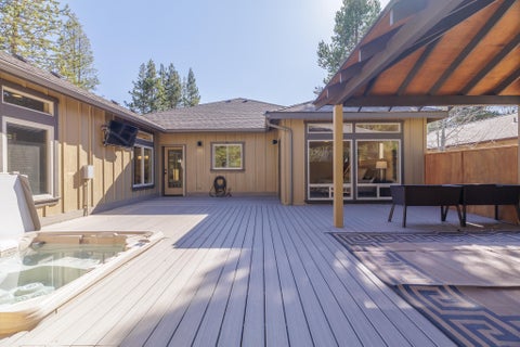 Tiny photo for 16802 Pony Express Way, Bend, OR 97707 (MLS # 220223029)