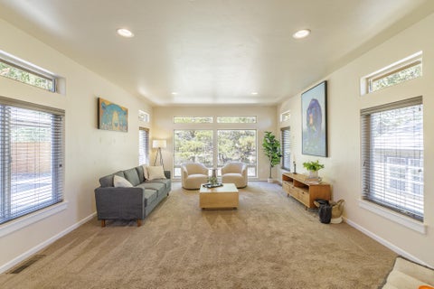 Tiny photo for 16802 Pony Express Way, Bend, OR 97707 (MLS # 220223029)