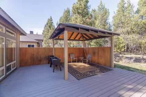 Tiny photo for 16802 Pony Express Way, Bend, OR 97707 (MLS # 220223029)