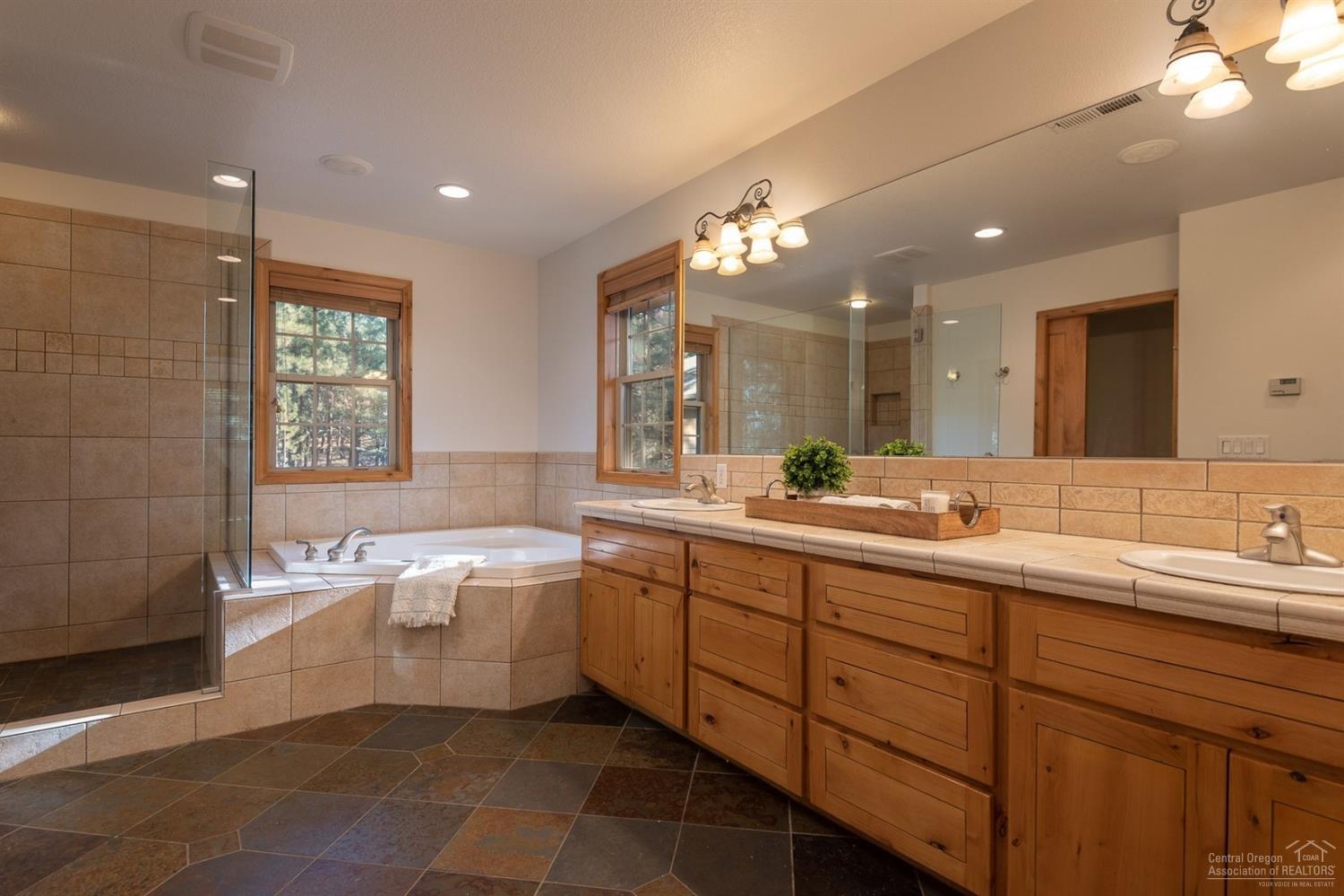 Awbrey Butte - Residential