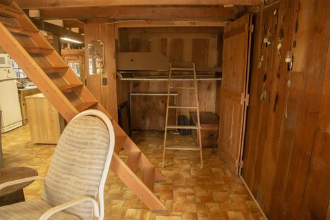 Tiny photo for 39 Diamond Lake Loop, Chemult, OR 97731 (MLS # 220222982)