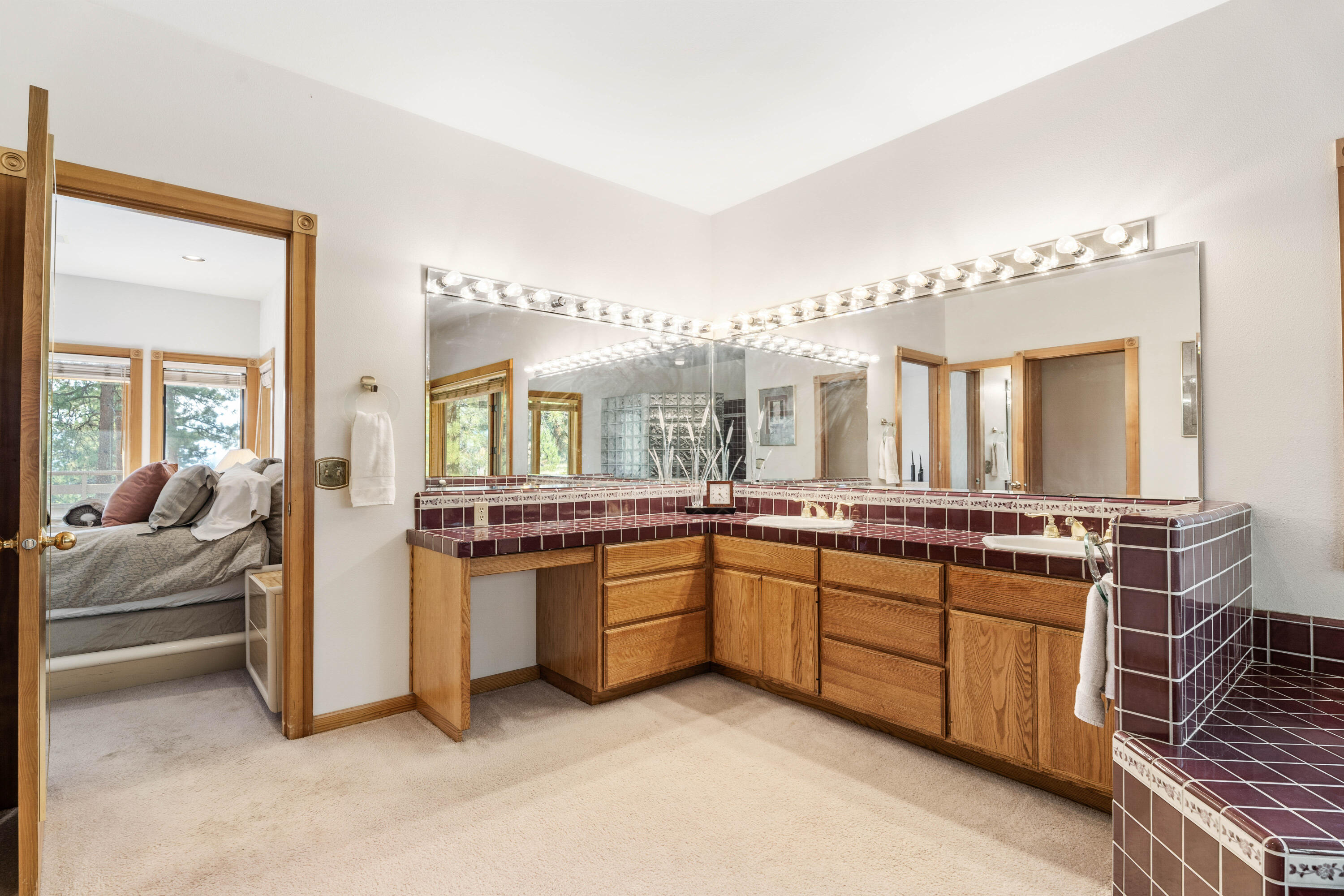 Barclay Place - Residential