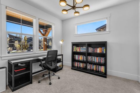 Tiny photo for 19201 NW Mt Shasta Drive, Bend, OR 97703 (MLS # 220219743)