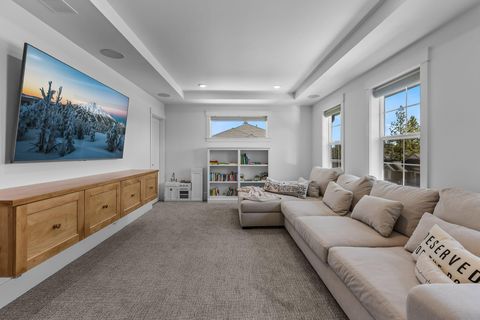 Tiny photo for 19201 NW Mt Shasta Drive, Bend, OR 97703 (MLS # 220219743)