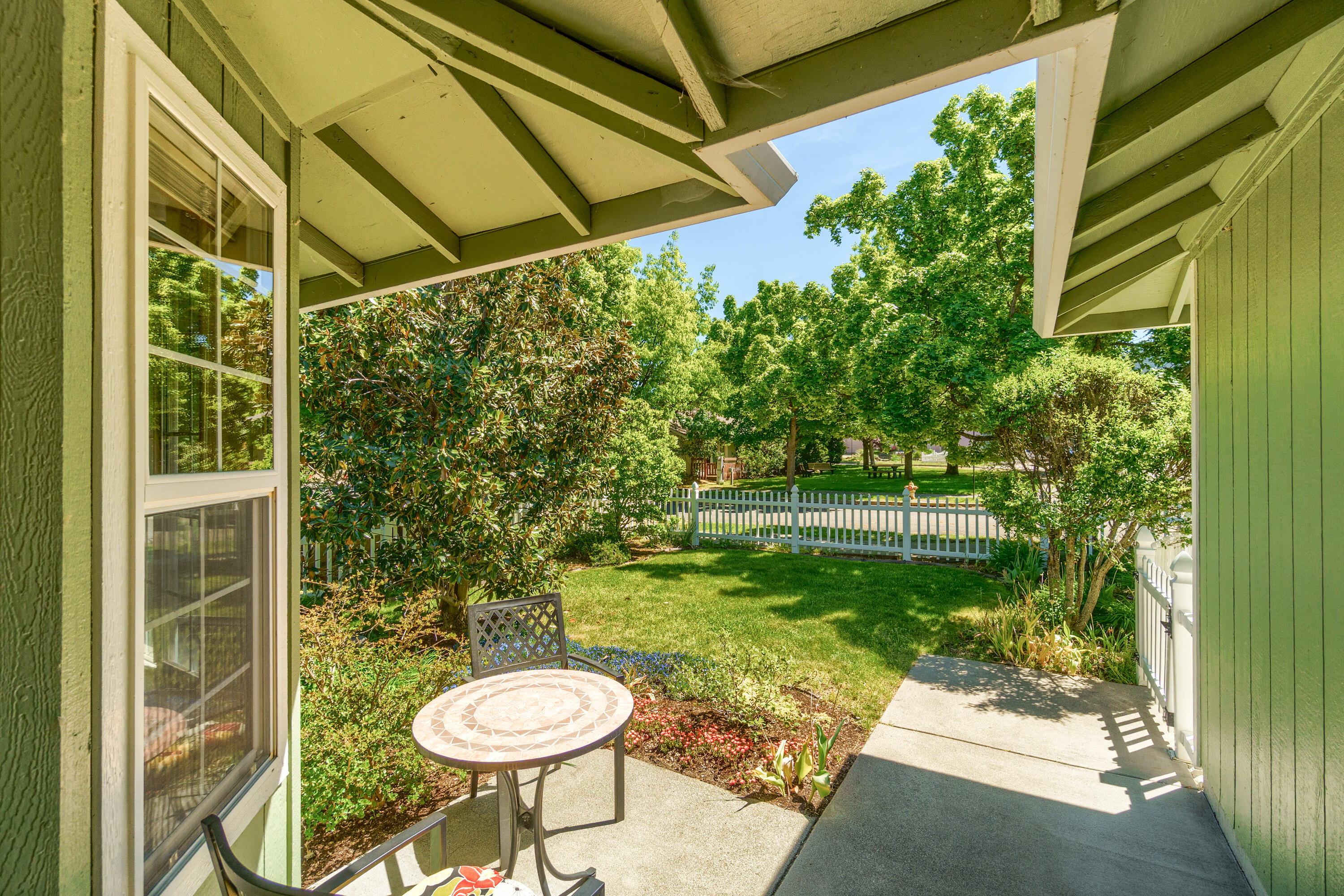 1233 Orchid Street
