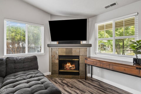 Tiny photo for 61049 Larkspur Loop, Bend, OR 97702 (MLS # 220227216)