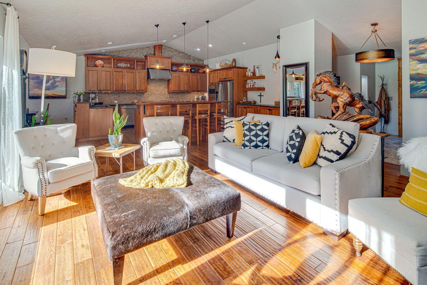 Eagle Crest - Residential