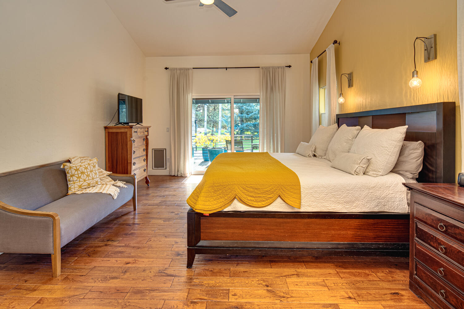 Eagle Crest - Residential