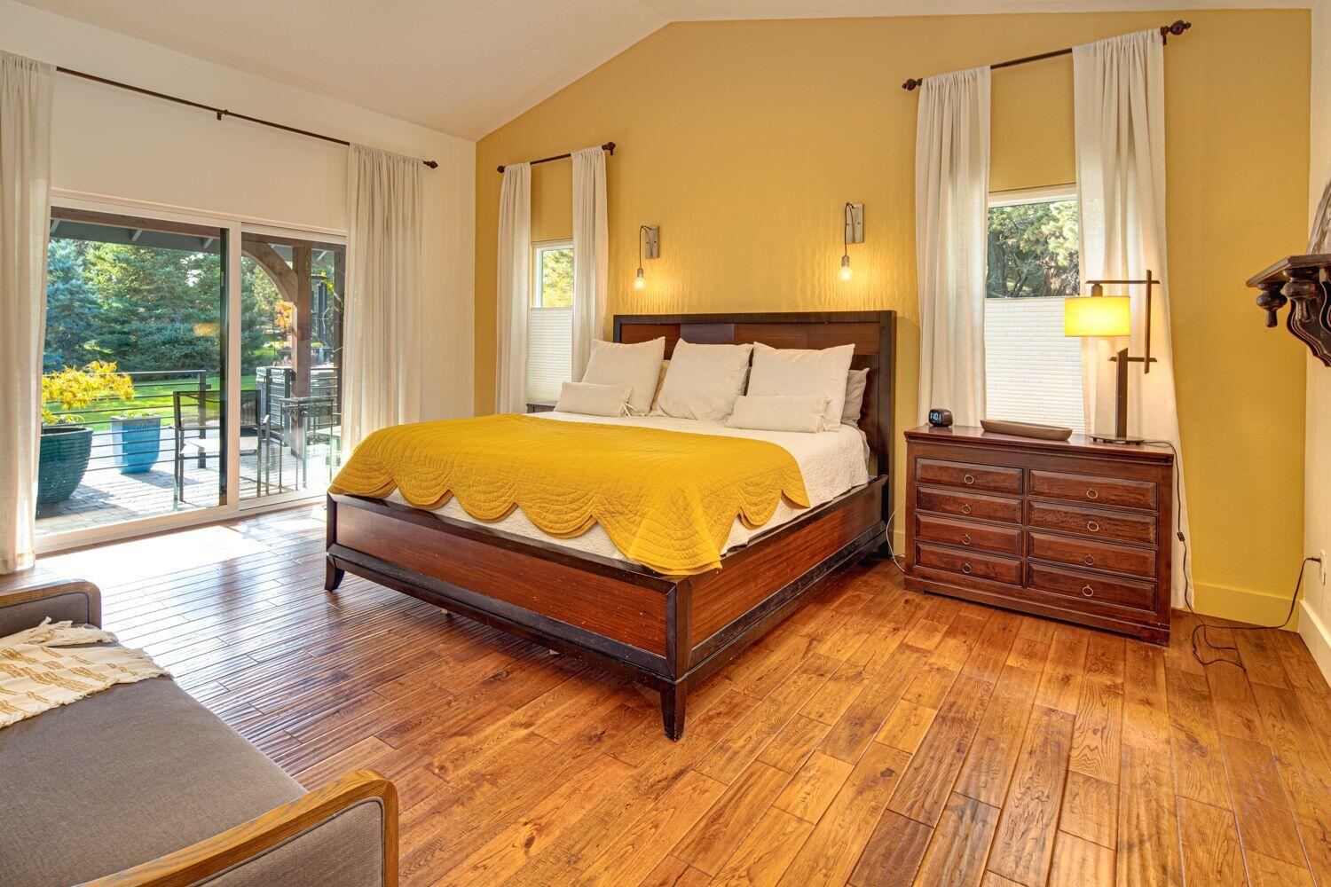 Eagle Crest - Residential