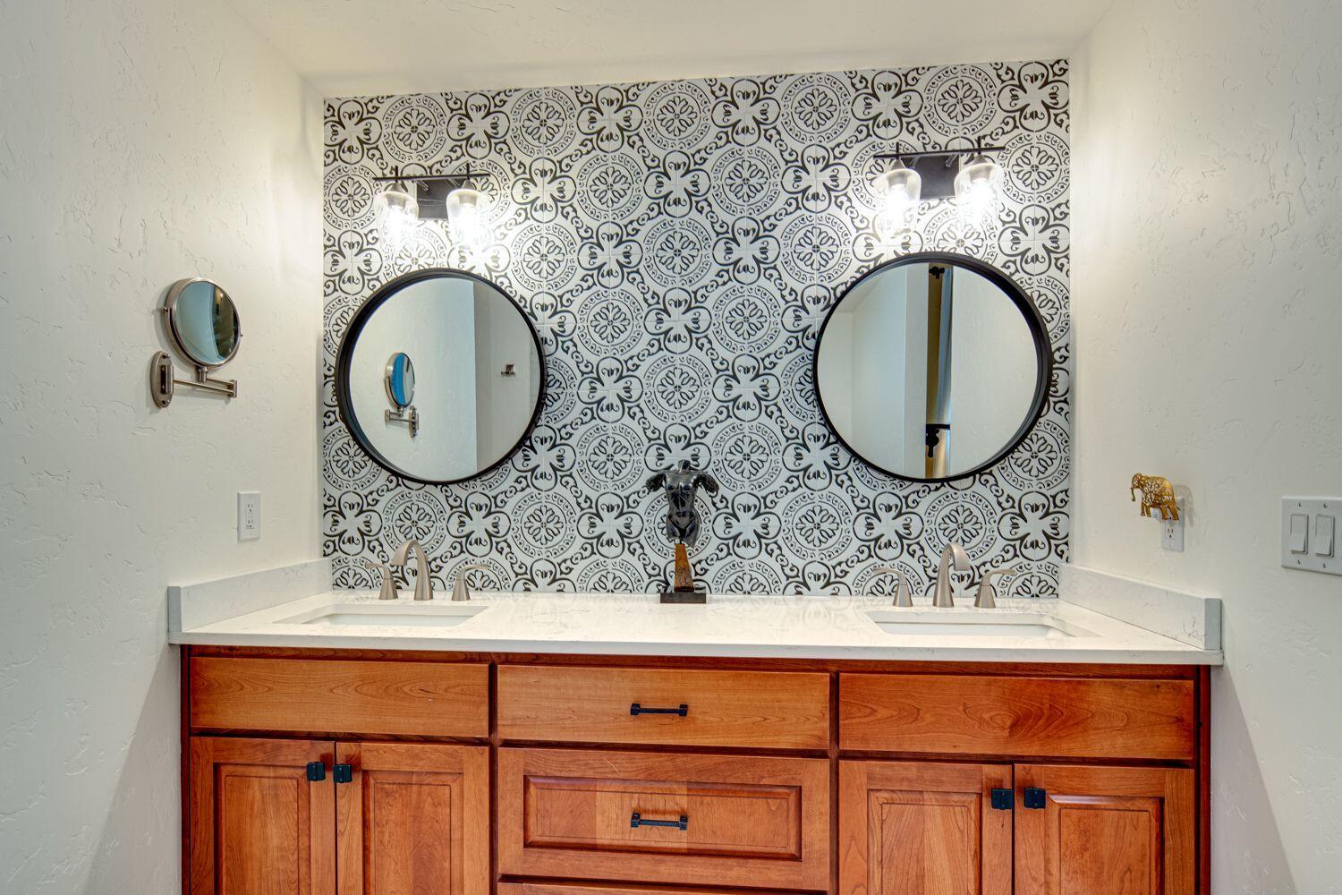 Eagle Crest - Residential