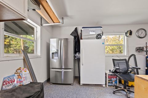 Tiny photo for 240 Pruden Hill Lane, Canyonville, OR 97417 (MLS # 220211419)