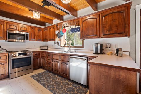 Tiny photo for 240 Pruden Hill Lane, Canyonville, OR 97417 (MLS # 220211419)