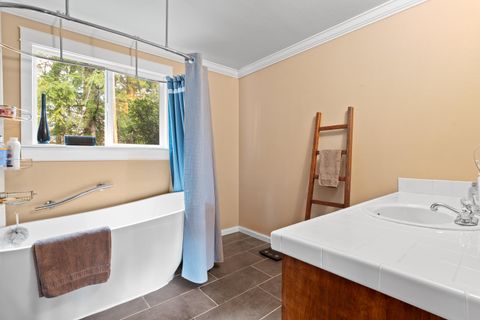 Tiny photo for 240 Pruden Hill Lane, Canyonville, OR 97417 (MLS # 220211419)