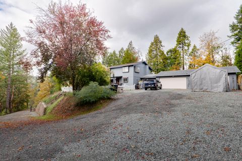 Tiny photo for 240 Pruden Hill Lane, Canyonville, OR 97417 (MLS # 220211419)