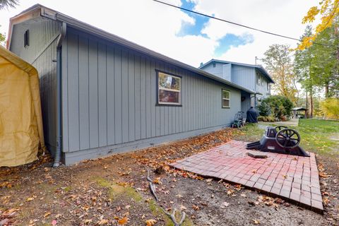 Tiny photo for 240 Pruden Hill Lane, Canyonville, OR 97417 (MLS # 220211419)