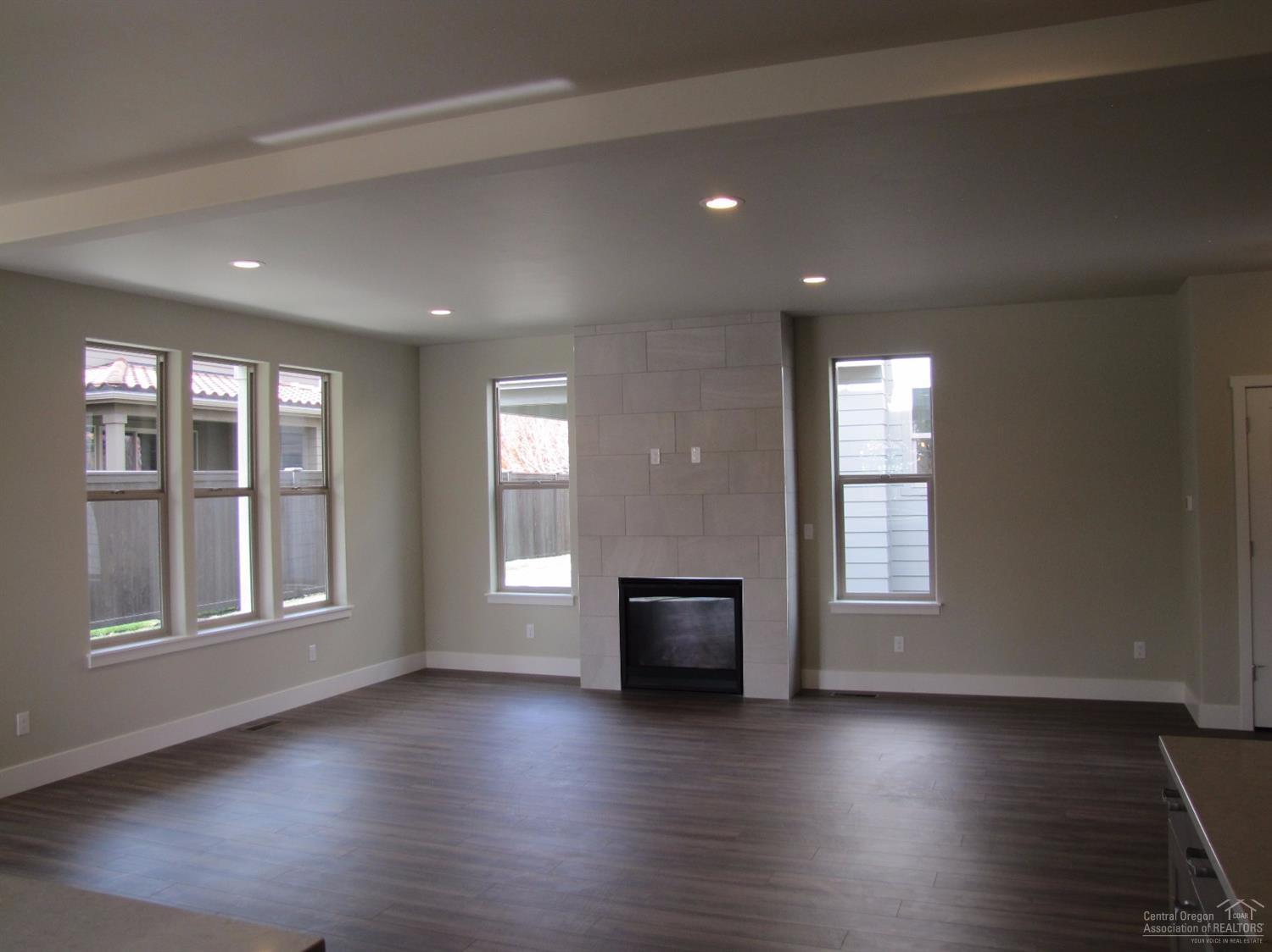 Tuscany Pines - Residential