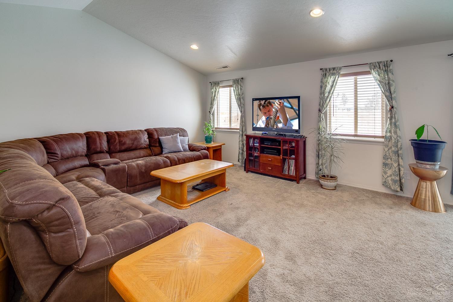 Eagle Crossing - Residential