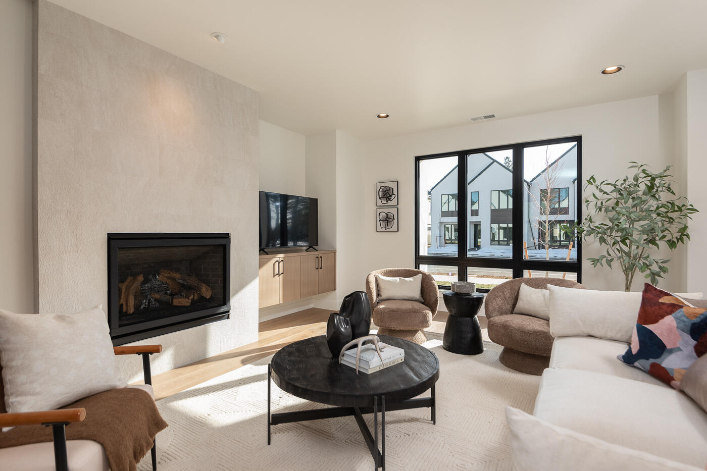 Discovery West Phase 4 - Residential