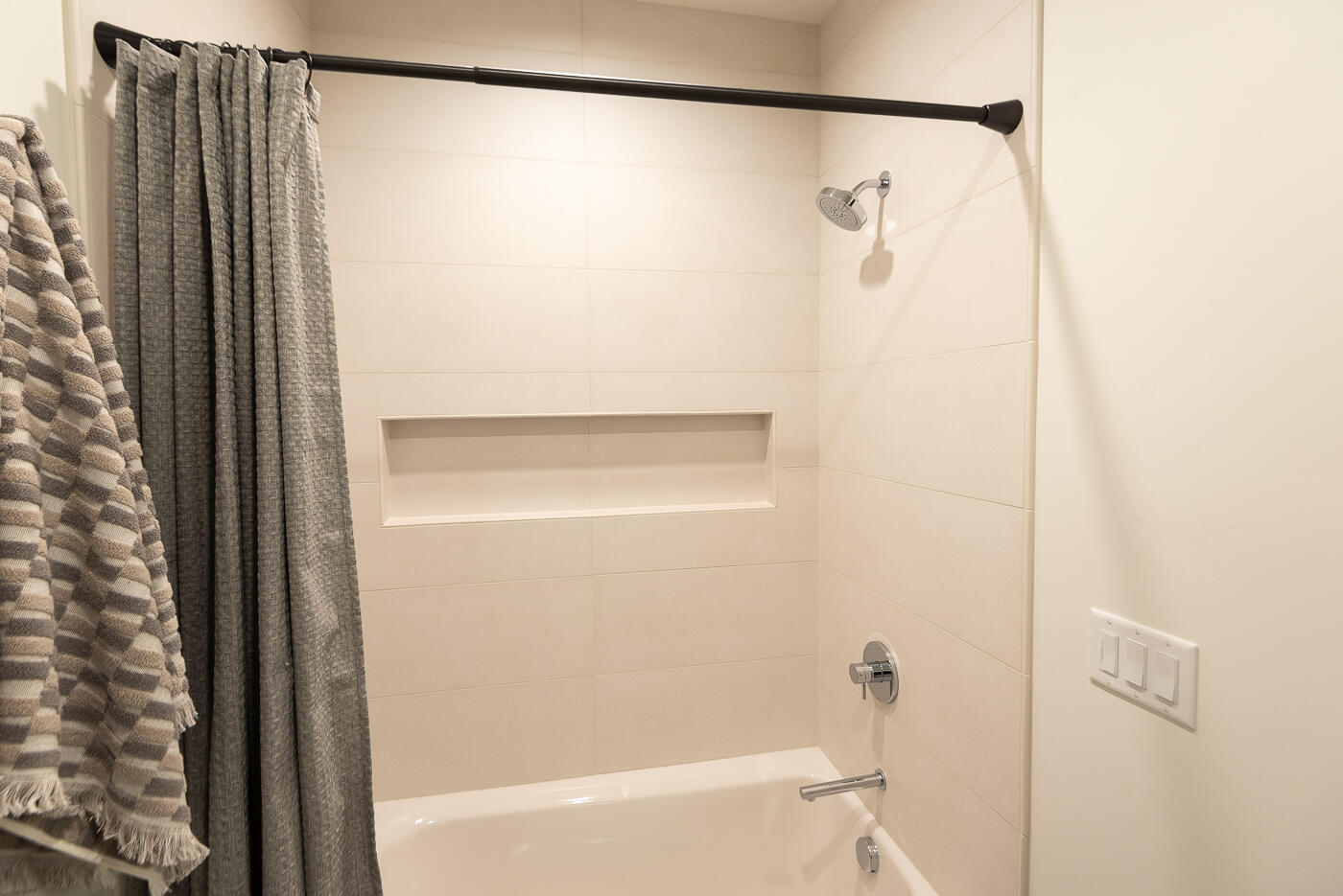 Discovery West Phase 4 - Residential