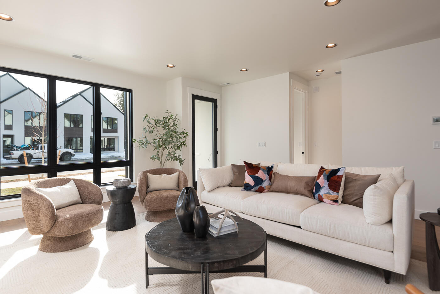 Discovery West Phase 4 - Residential