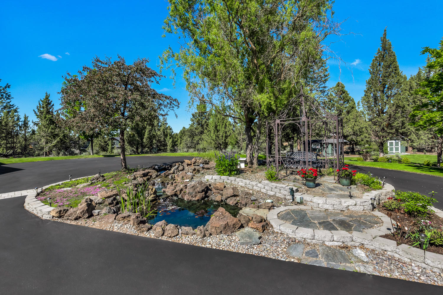 Royal Oak Estates - Residential