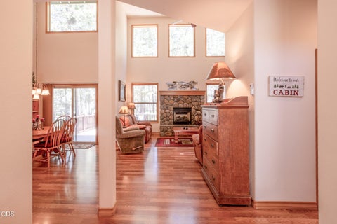 Tiny photo for 55620 Wagon Master Way, Bend, OR 97707 (MLS # 220223345)