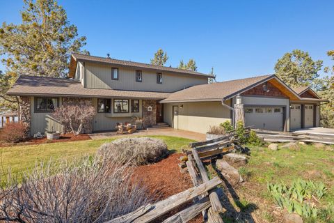 Tiny photo for 421 Sunset Beach Road, Klamath Falls, OR 97601 (MLS # 220217788)