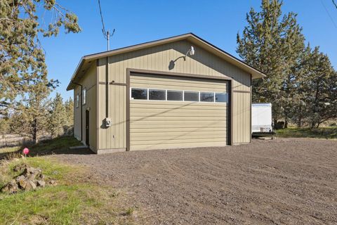 Tiny photo for 421 Sunset Beach Road, Klamath Falls, OR 97601 (MLS # 220217788)