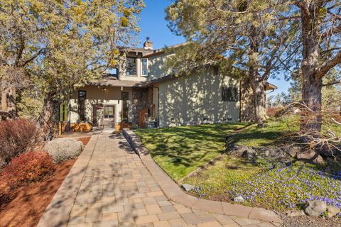 Tiny photo for 421 Sunset Beach Road, Klamath Falls, OR 97601 (MLS # 220217788)