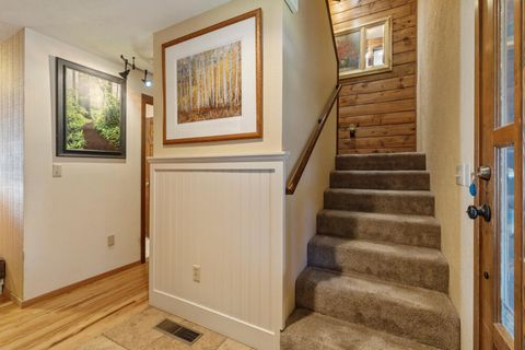 Tiny photo for 421 Sunset Beach Road, Klamath Falls, OR 97601 (MLS # 220217788)