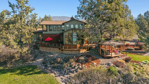 Tiny photo for 421 Sunset Beach Road, Klamath Falls, OR 97601 (MLS # 220217788)