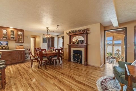 Tiny photo for 421 Sunset Beach Road, Klamath Falls, OR 97601 (MLS # 220217788)