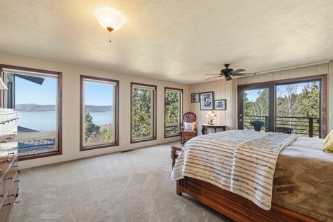 Tiny photo for 421 Sunset Beach Road, Klamath Falls, OR 97601 (MLS # 220217788)