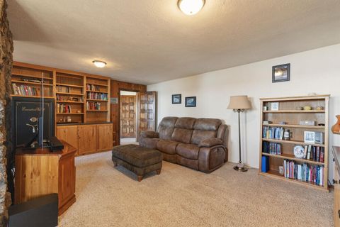 Tiny photo for 421 Sunset Beach Road, Klamath Falls, OR 97601 (MLS # 220217788)