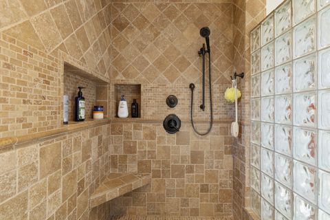 Tiny photo for 421 Sunset Beach Road, Klamath Falls, OR 97601 (MLS # 220217788)