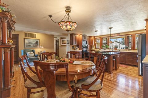 Tiny photo for 421 Sunset Beach Road, Klamath Falls, OR 97601 (MLS # 220217788)