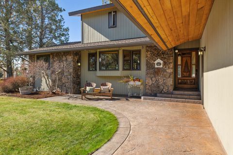 Tiny photo for 421 Sunset Beach Road, Klamath Falls, OR 97601 (MLS # 220217788)