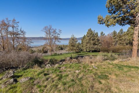 Tiny photo for 421 Sunset Beach Road, Klamath Falls, OR 97601 (MLS # 220217788)