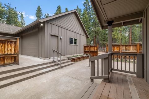 Tiny photo for 51601 Pine Loop Drive #na, La Pine, OR 97739 (MLS # 220219866)