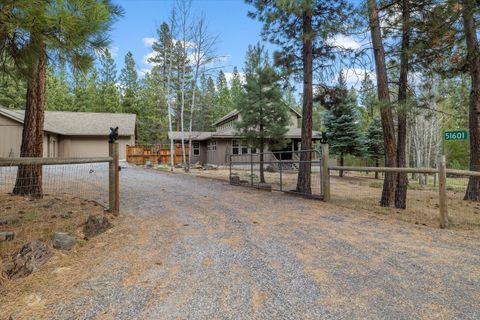 Tiny photo for 51601 Pine Loop Drive #na, La Pine, OR 97739 (MLS # 220219866)
